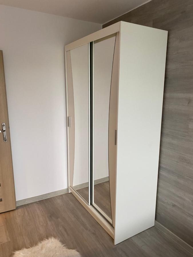 Przytulne Mieszkanie 2 Pokojowe Leszno  Exterior foto